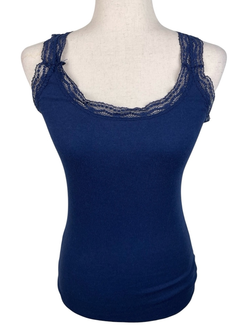 Old Navy Women's Y2K Tank Navy Blue Lace Trim Ribbed Stretch Cami Layering Small